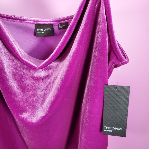NWT Magenta Velvet Cami - Picture 2 of 6